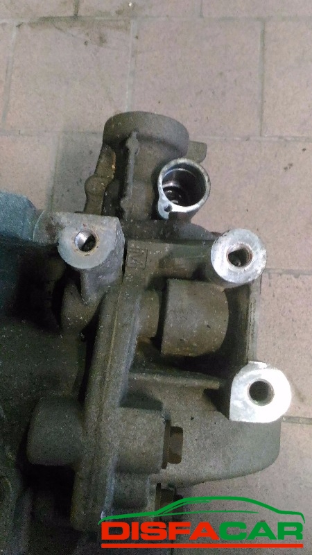 Cambio usato Chrysler Voyager GRAND VOYAGER 2001, codice t850 – foto 7 di 19