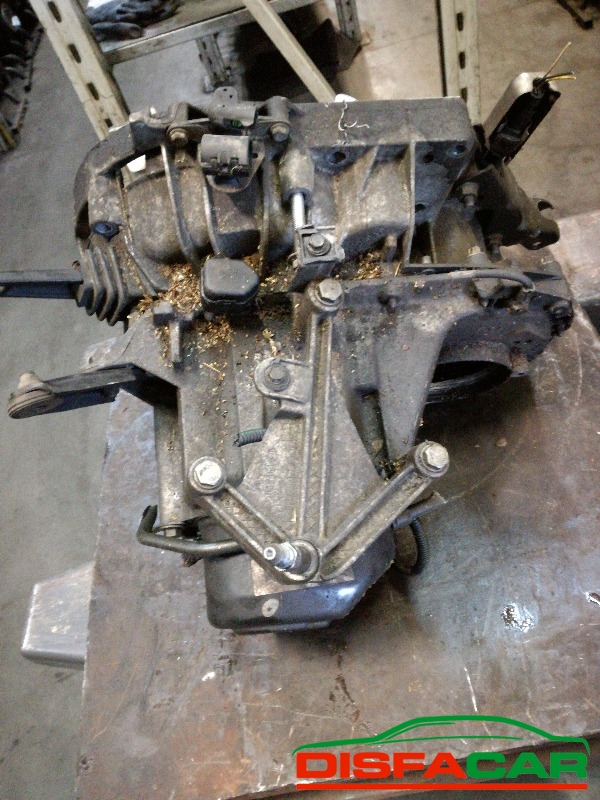Cambio usato Renault Kangoo 1997, codice F8qp6 – foto 3 di 6