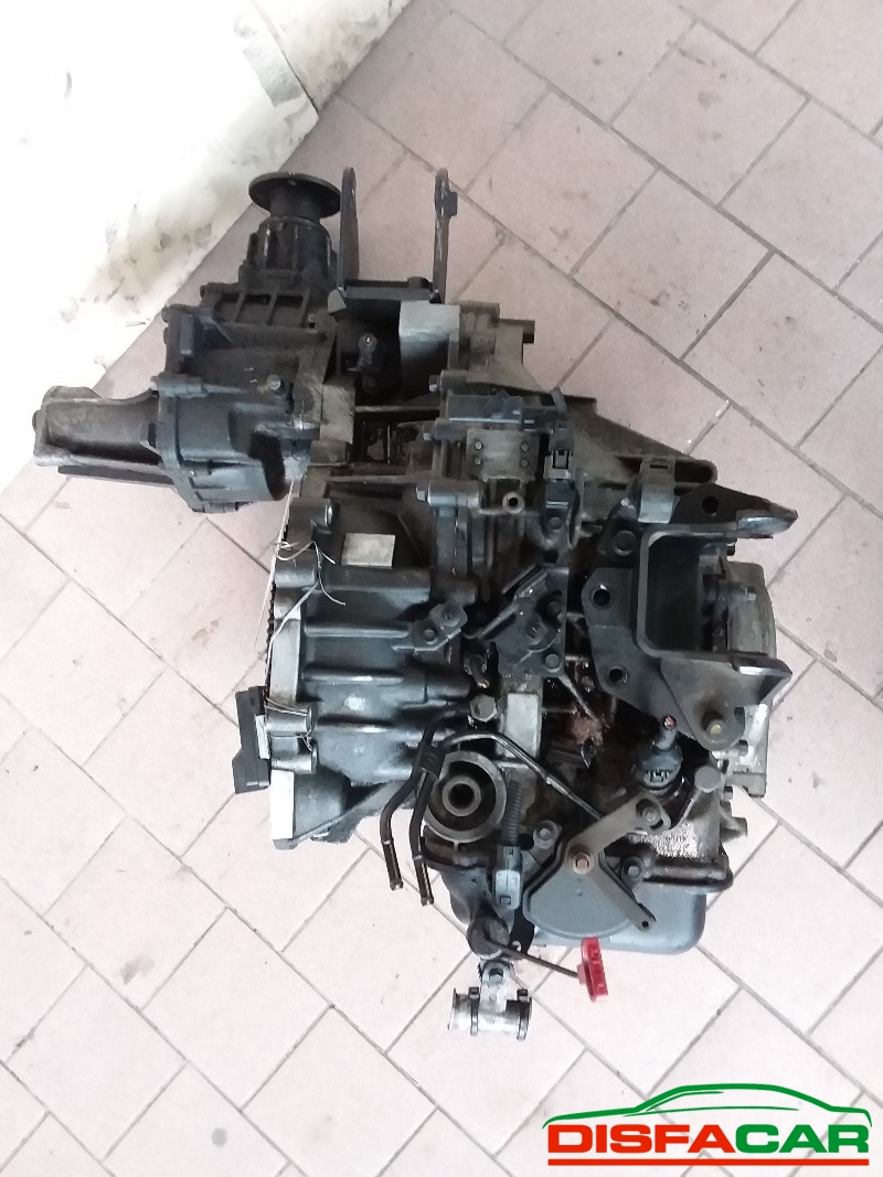 Cambio usato Hyundai Tucson 4WD 2004, codice D4EA – foto 5 di 9