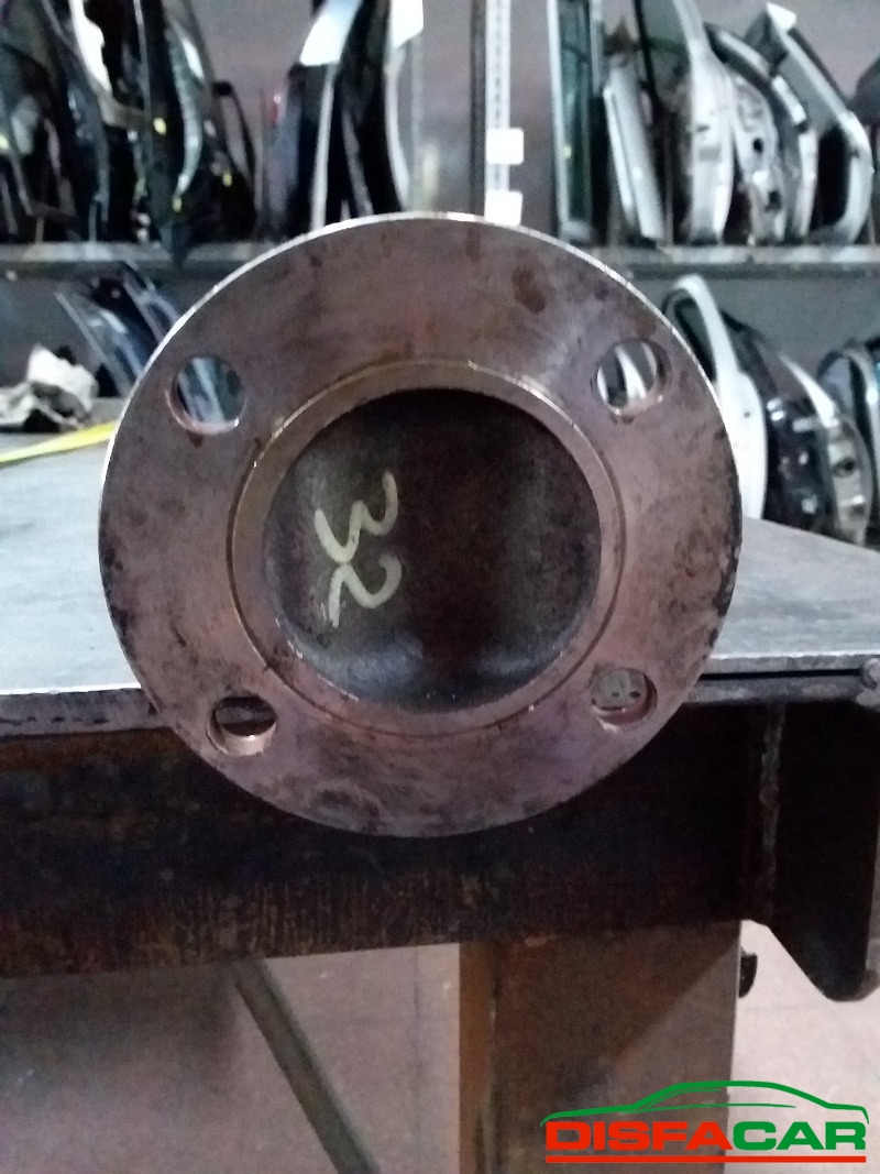 Albero di trasmissione usato Iveco DAILY SOFIM8140. 43C / 8140.63 1999 – foto 2 di 13