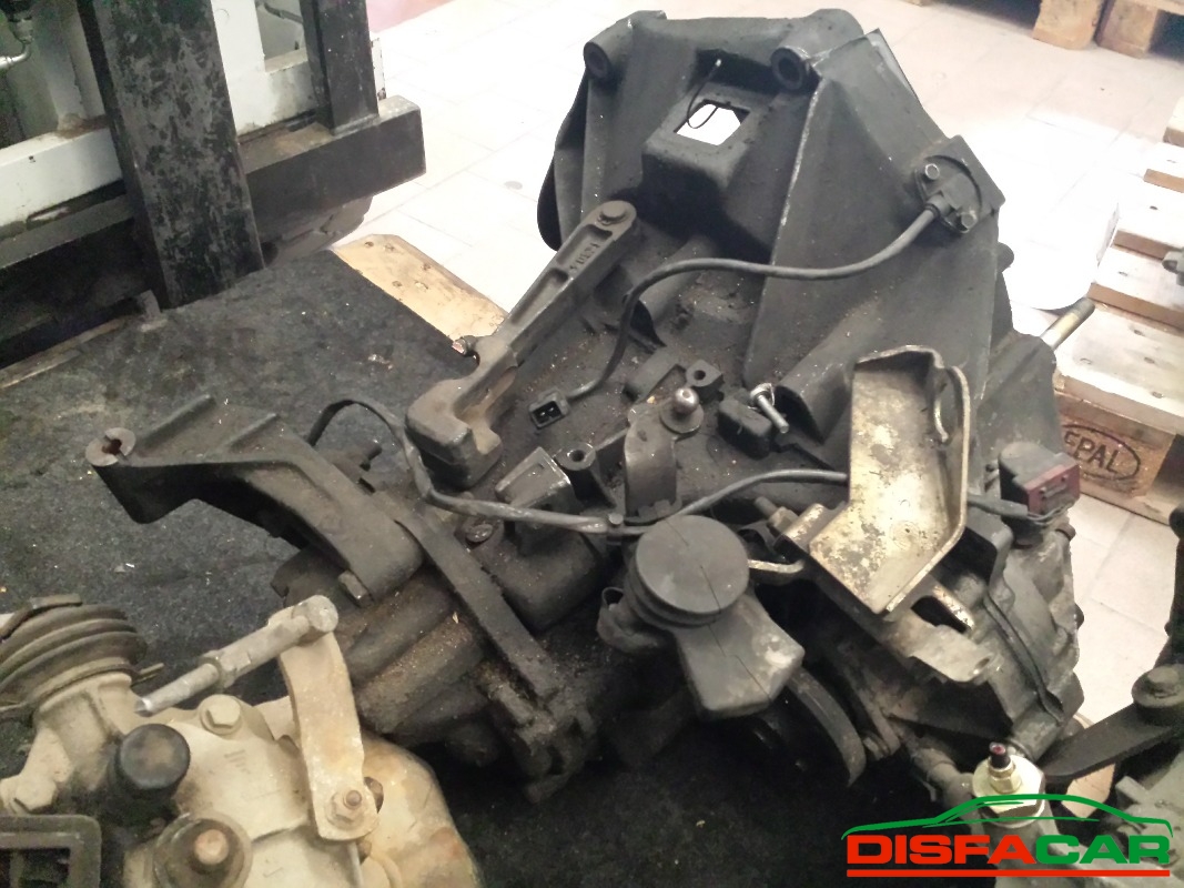 Cambio usato Fiat Punto Prima serie 1993 – foto 3 di 3