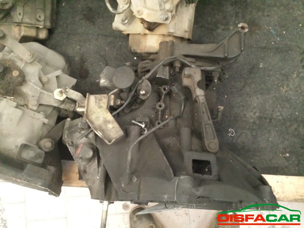Cambio usato Fiat Punto Prima serie 1993 – foto 2 di 3