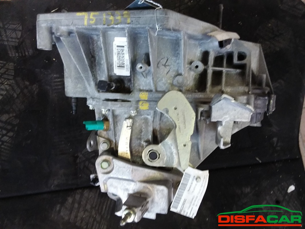 Cambio usato Nissan Juke 2014, codice HRA2DDT – foto 6 di 12