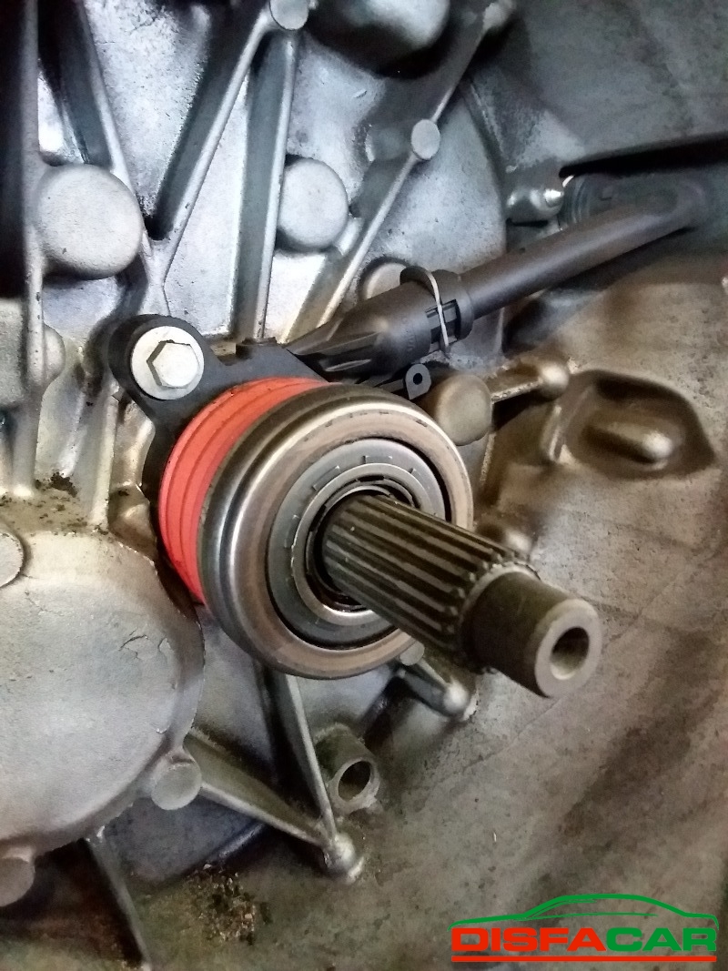 Cambio usato Nissan Juke 2014, codice HRA2DDT – foto 2 di 12