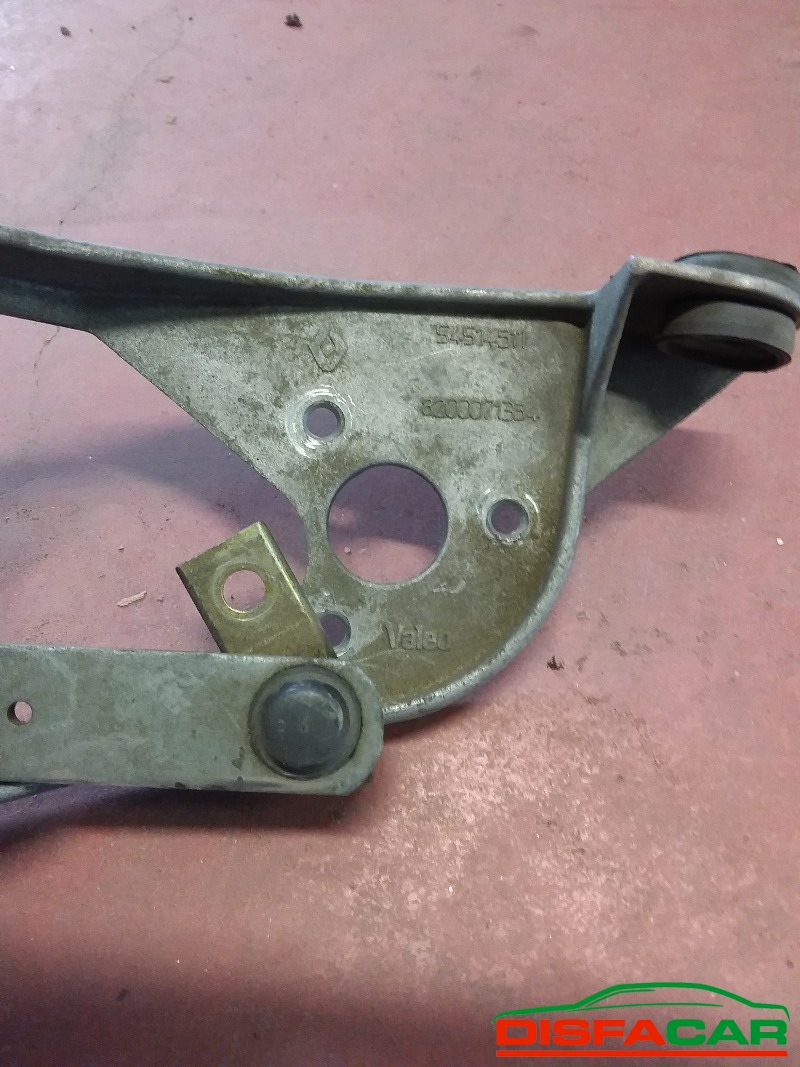 Leveraggio tergi usato Renault Twingo 1A SERIE 1993 – foto 3 di 4