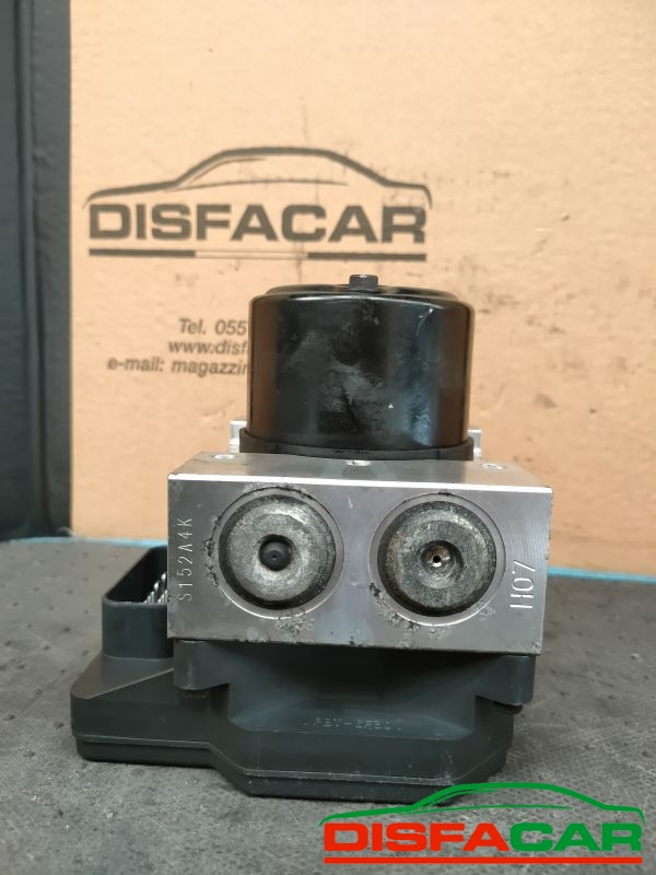 Centralina ABS usata Hyundai Tucson 2004, codice 58920-2e150 – foto 4 di 9