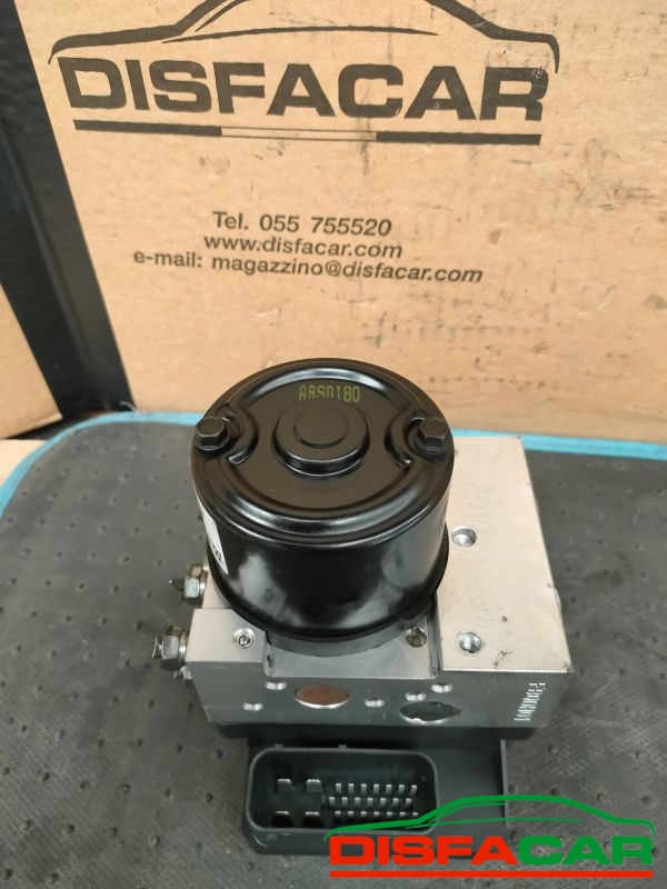Centralina ABS usata Hyundai Tucson 2004, codice 58920-2e150 – foto 8 di 9