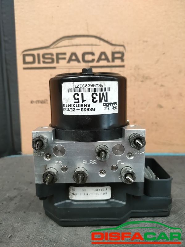 Centralina ABS usata Hyundai Tucson 2004, codice 58920-2e150 – foto 6 di 9
