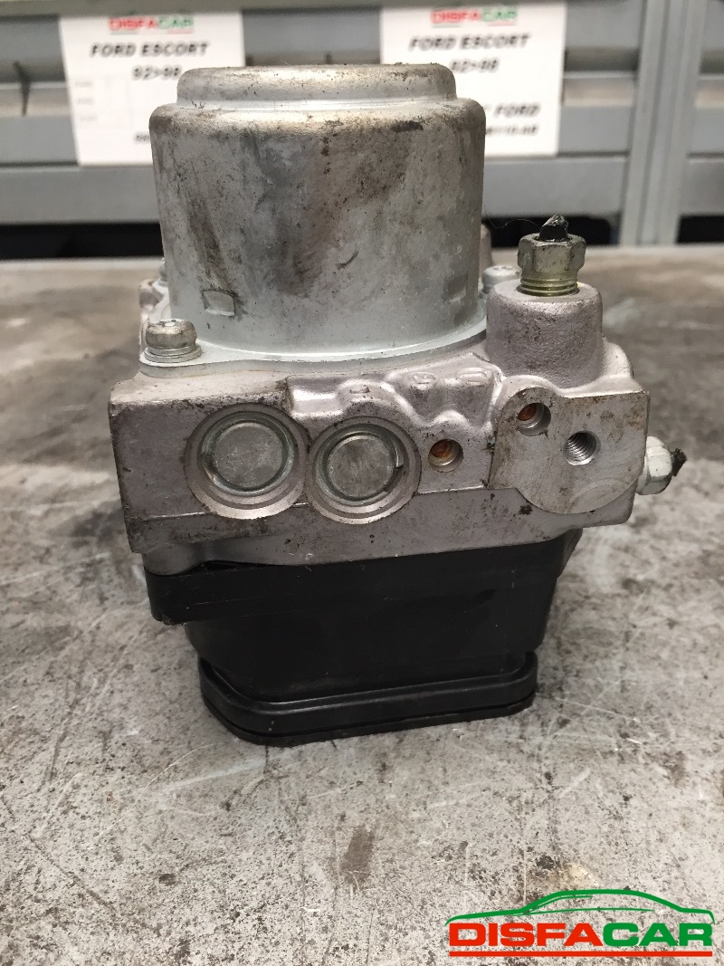 Centralina ABS usata Honda Jazz 2008, codice t08c2-7121 – foto 6 di 9