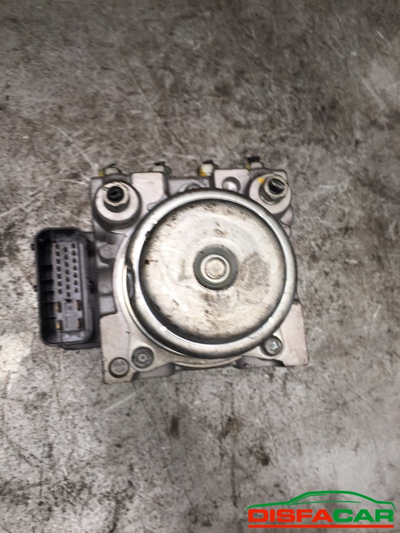 Centralina ABS usata Honda Jazz 2008, codice t08c2-7121 – foto 8 di 9