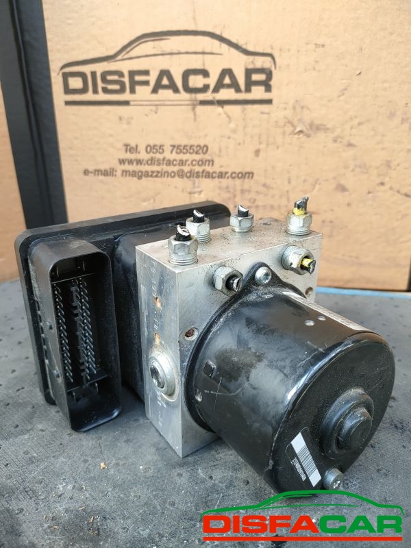 Centralina ABS usata BMW 320 2007, codice 10.0206-0407.4 – foto 2 di 9