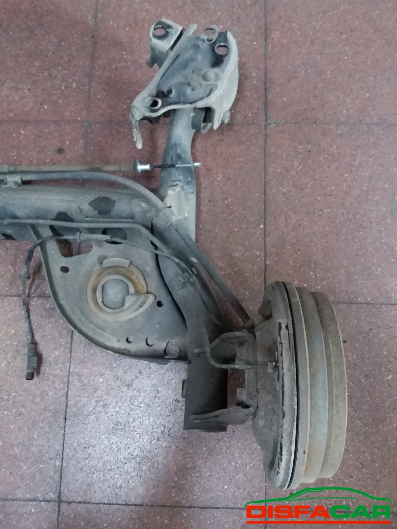 Assale posteriore usato Nissan Micra K12E 2002, codice CR12 – foto 4 di 10
