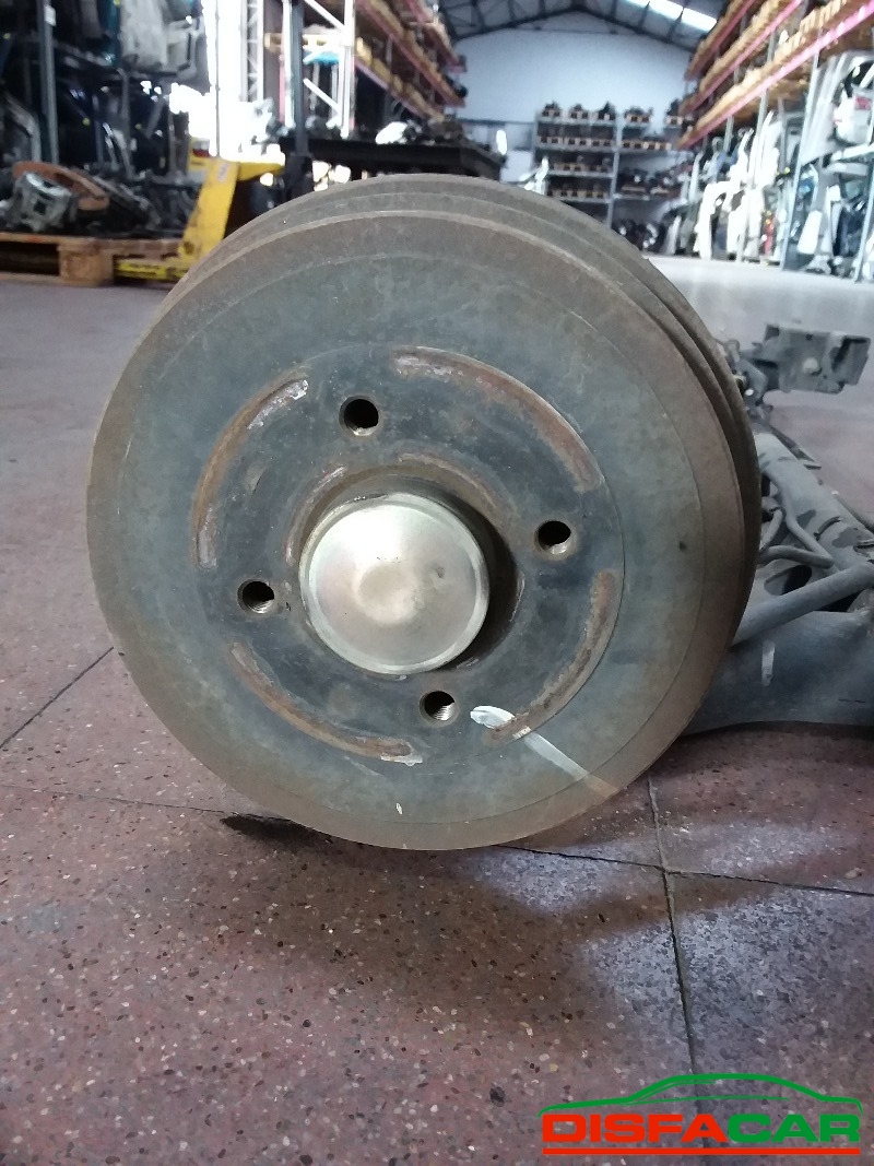 Assale posteriore usato Nissan Micra K12E 2002, codice CR12 – foto 2 di 10