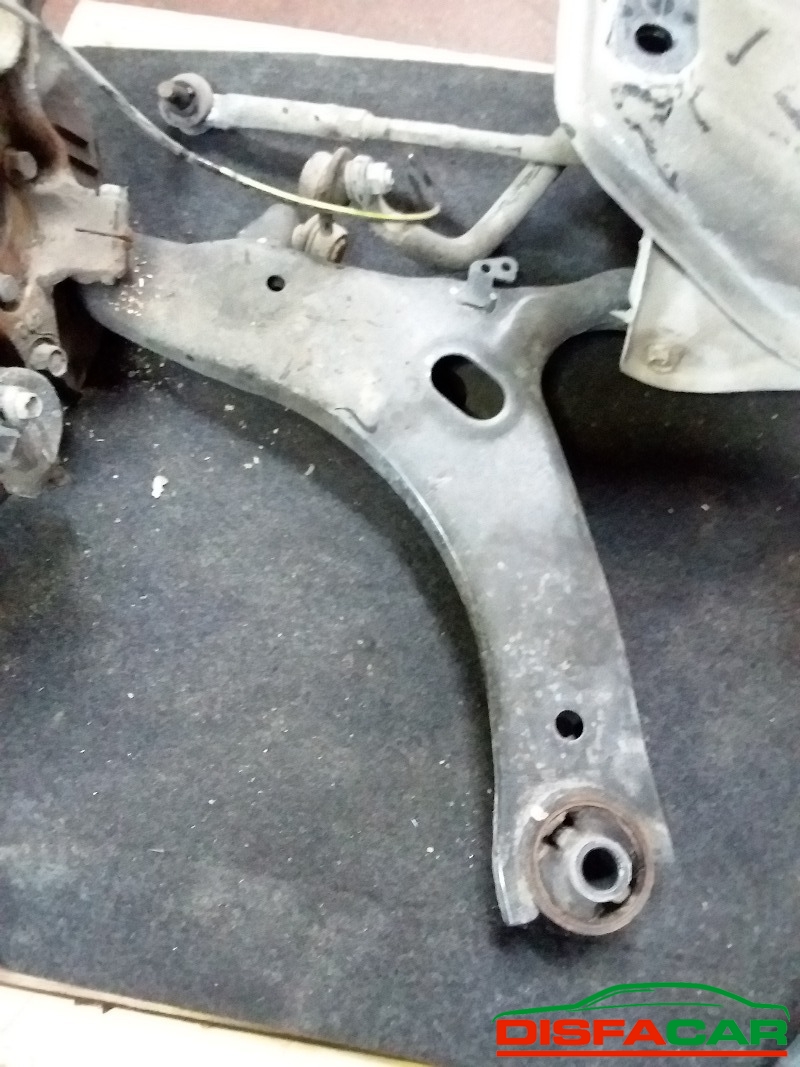 Telaietto anteriore usato Subaru Forester 3A SERIE 2008, codice EJ20 – foto 4 di 8