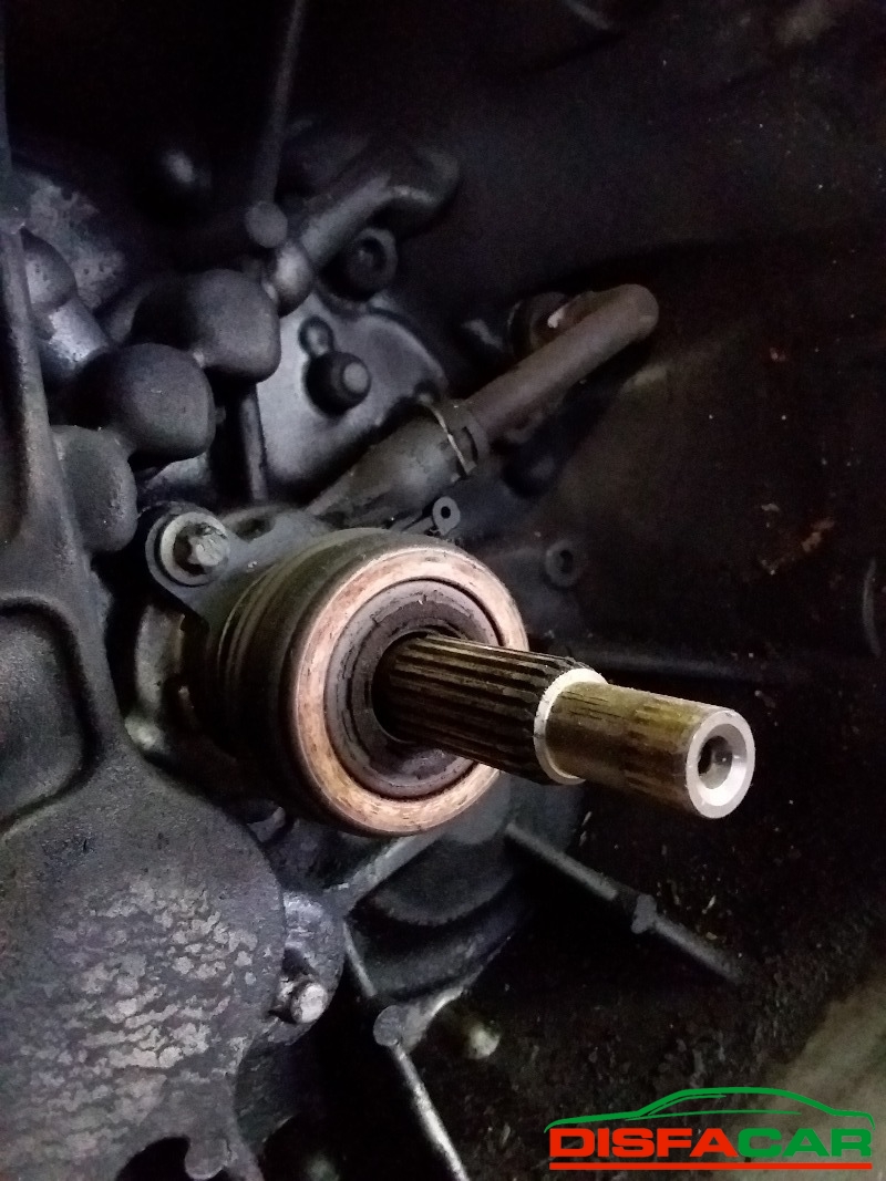 Cambio usato Renault Master T35/120 2003, codice ndo008 – foto 2 di 12