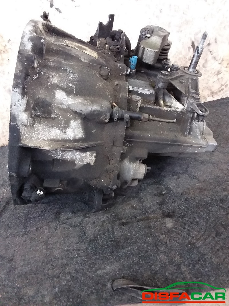 Cambio usato Renault Master T35/120 2003, codice ndo008 – foto 5 di 12