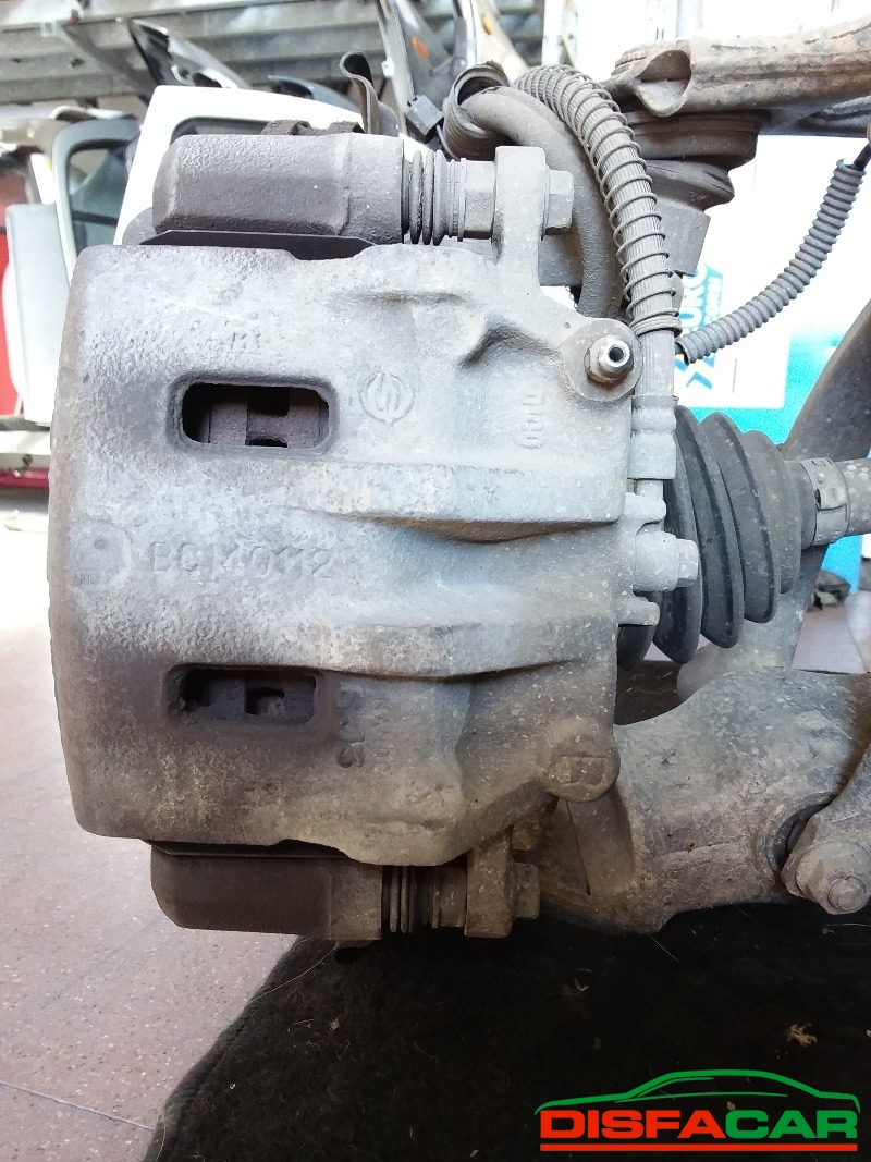 Assale anteriore con differenziale 4x4 usato Ssangyong Actyon SPOTRS 4WD PICK-UP 2007, codice 664951 – foto 4 di 18