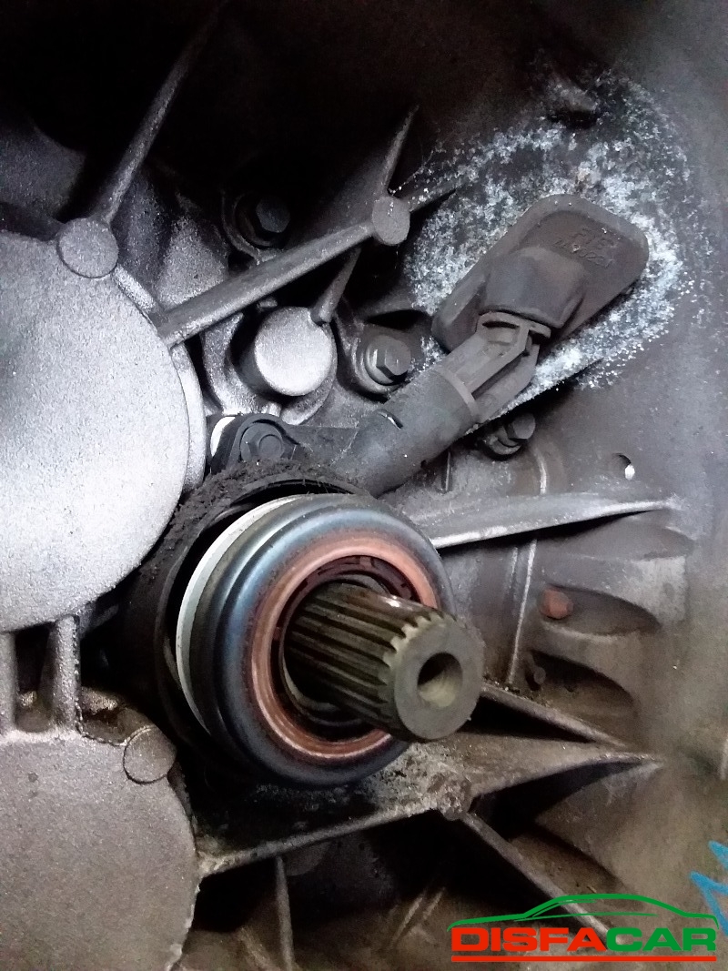 Cambio usato Ford Focus 2004, codice G6DA – foto 2 di 11
