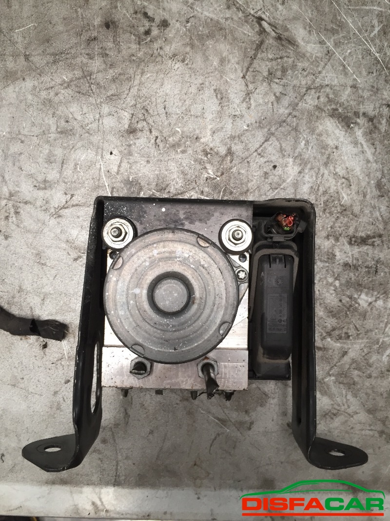 Centralina ABS usata Smart ForTwo 2007, codice bosch – foto 4 di 5