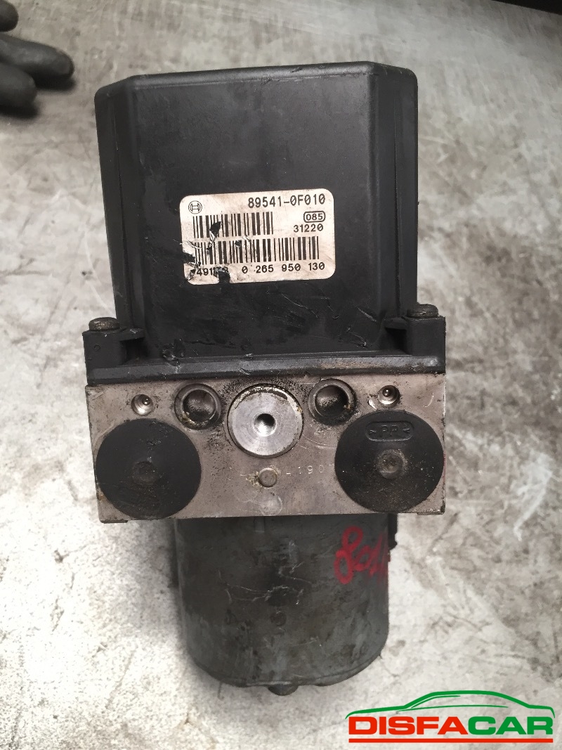 Centralina ABS usata Toyota Corolla Verso, codice bosch – foto 5 di 6