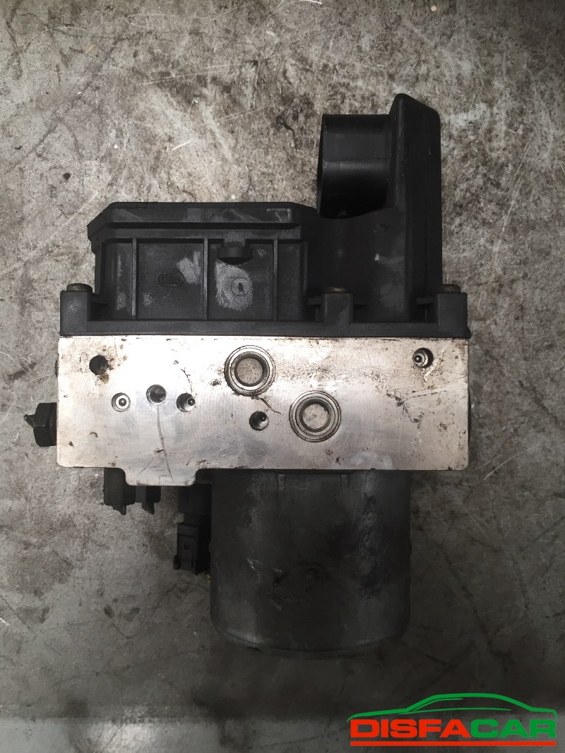 Centralina ABS usata Toyota Corolla Verso, codice bosch – foto 4 di 6