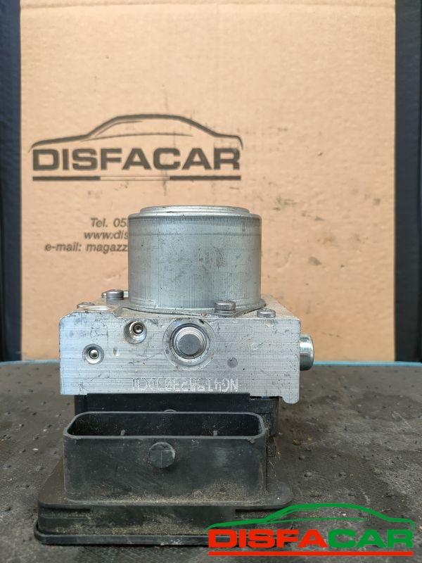 Centralina ABS usata Fiat 500L 2012, codice 52003820 – foto 7 di 8