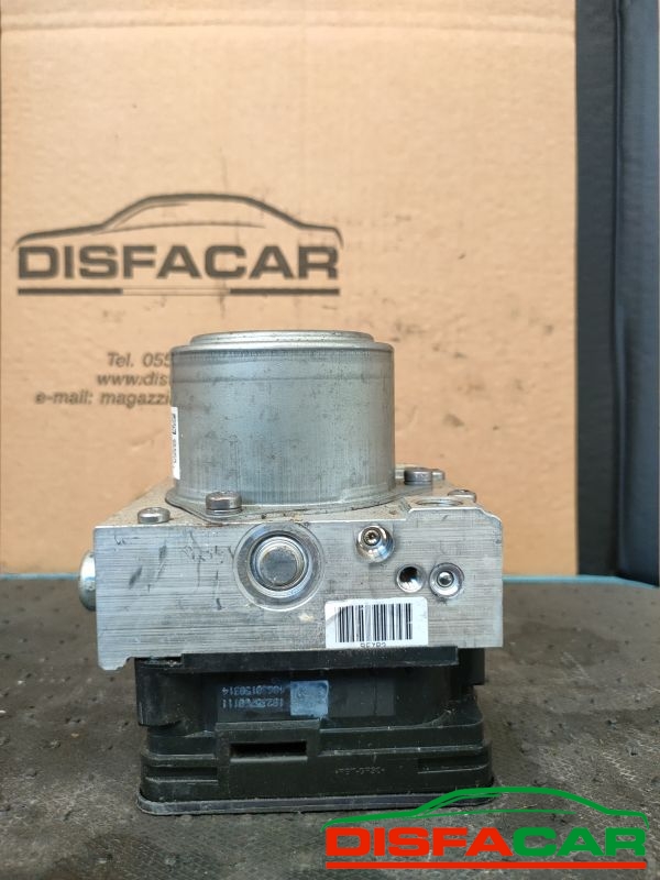 Centralina ABS usata Fiat 500L 2012, codice 52003820 – foto 5 di 8