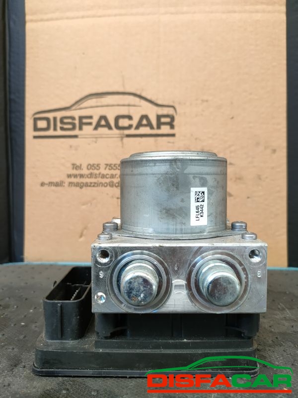 Centralina ABS usata Fiat 500L 2012, codice 52003820 – foto 4 di 8