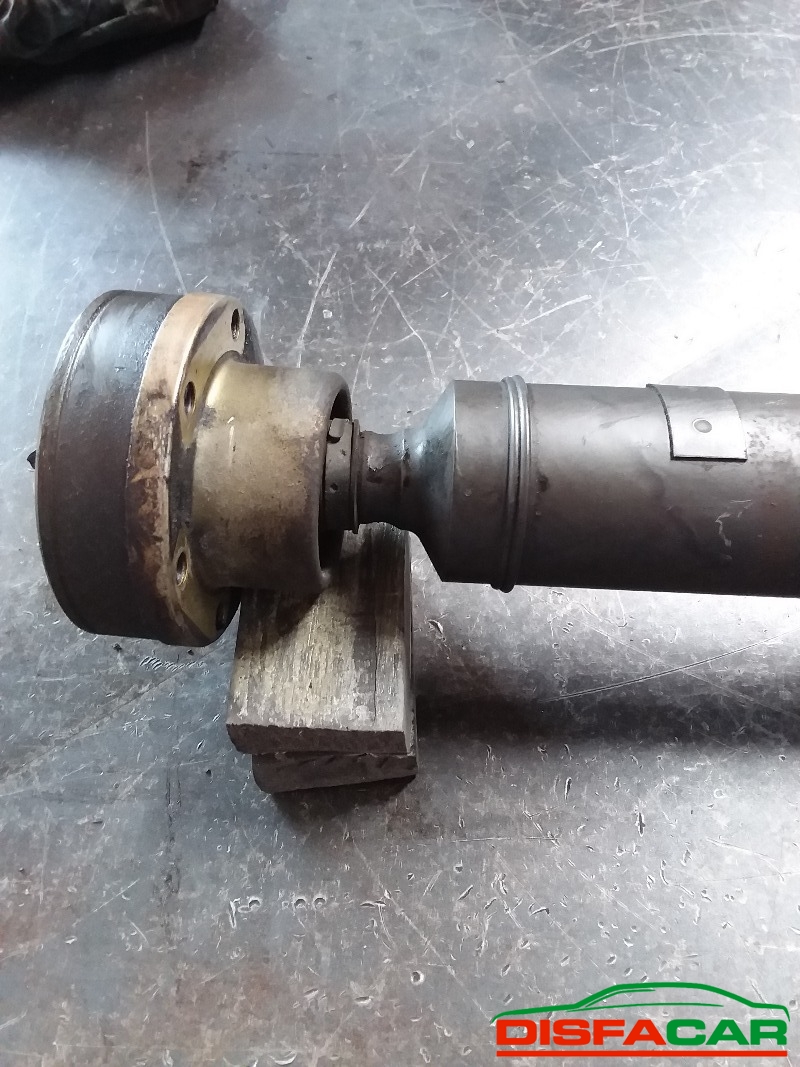 Albero di trasmissione usato Audi A4 8D 1994 – foto 3 di 10
