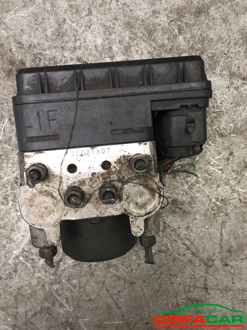 Centralina ABS usata Toyota Previa, codice 12c031807 – foto 2 di 5