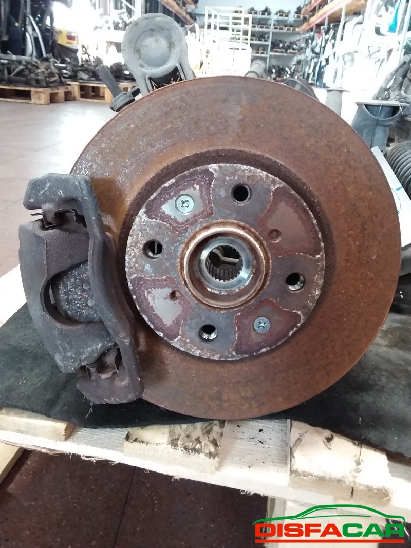 Telaietto anteriore usato Suzuki Swift 2005, codice M13A – foto 2 di 10