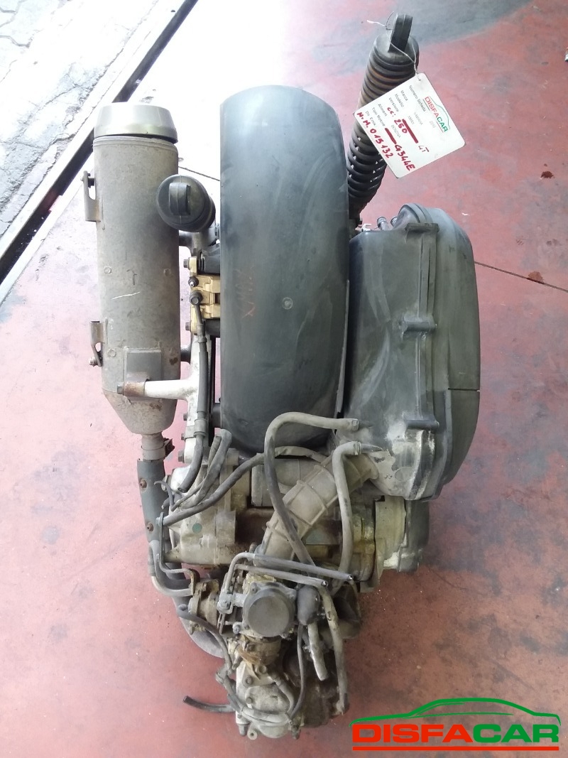 Motore usato YAMAHA X-MAX 2005, codice G344E – foto 5 di 9