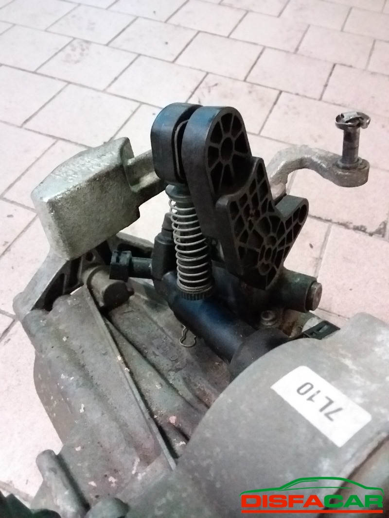 Cambio usato Volkswagen up! 2012, codice ntl – foto 8 di 10