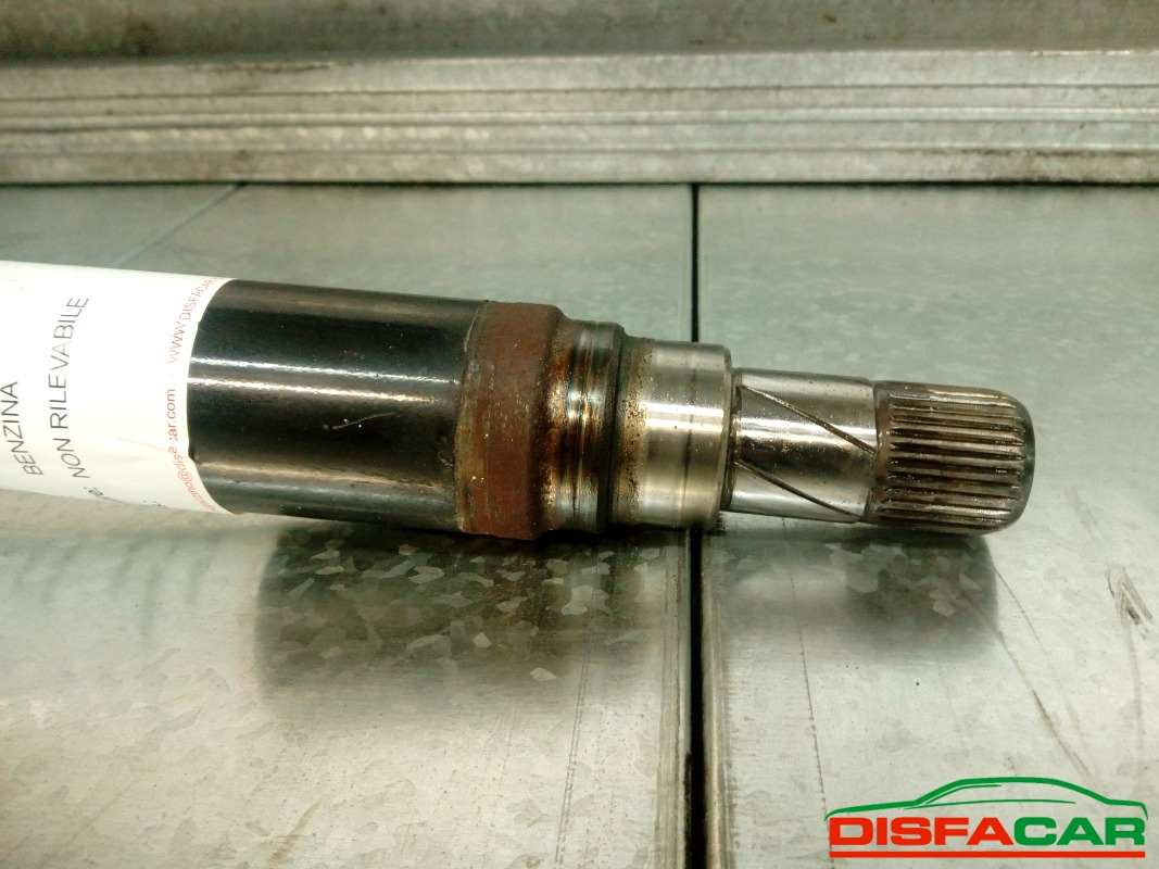 Semiasse usato MINI ONE 2006, codice W11B16A – foto 2 di 6