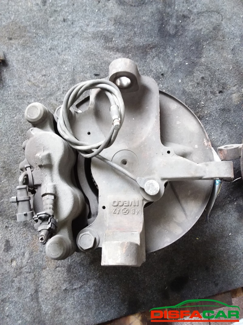 Telaietto anteriore usato Iveco DAILY Mozzo sx 2004, codice F1AE0481B – foto 2 di 4