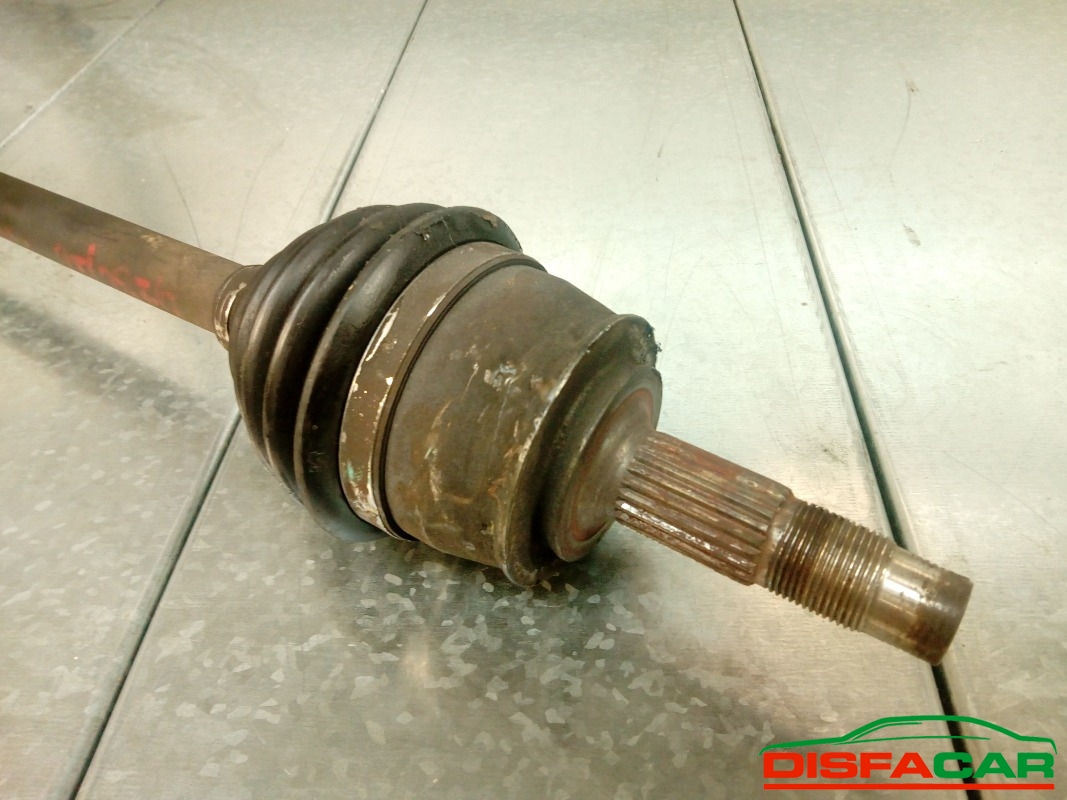Semiasse usato Fiat Grande Punto 2005, codice 199A4000 – foto 2 di 5