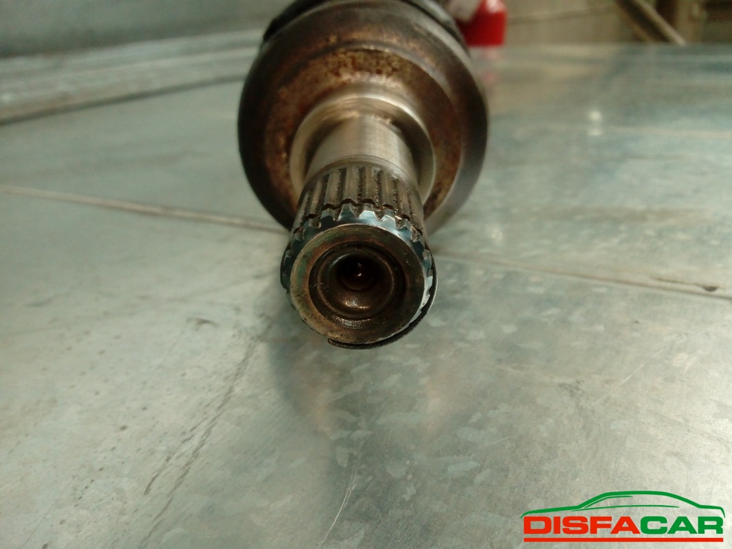 Semiasse usato Fiat Grande Punto 2005, codice 199A4000 – foto 4 di 5