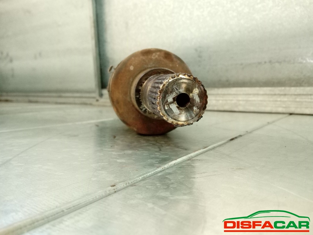 Semiasse usato Fiat Sedici 2006, codice D19AA – foto 4 di 5