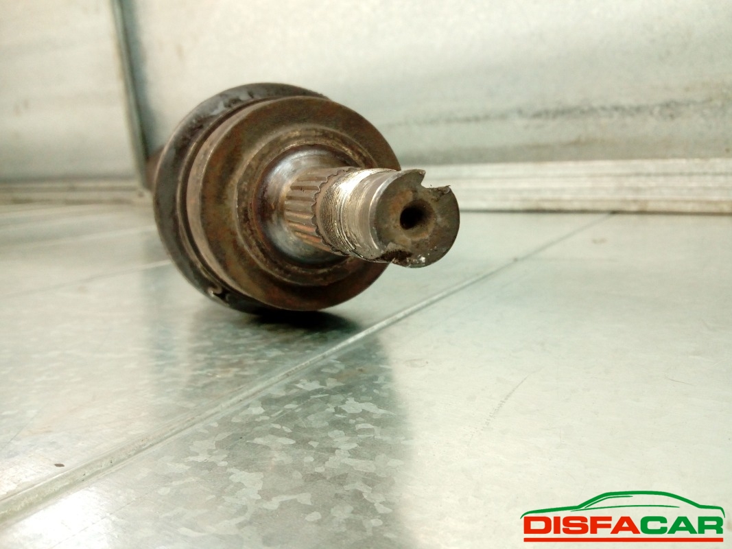 Semiasse usato Fiat Punto II serie 1999, codice 188A3000 – foto 4 di 5