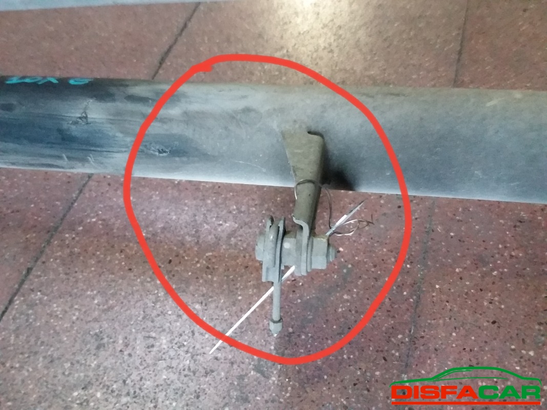 Assale posteriore usato Opel Agila CON 4 COLONNETTE 2000, codice Z10XE – foto 2 di 9