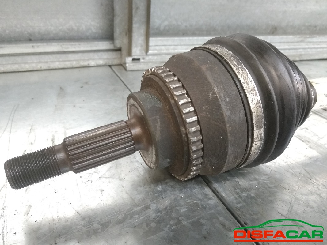 Semiasse usato Renault Scenic 1999, codice K4MA7 – foto 3 di 5
