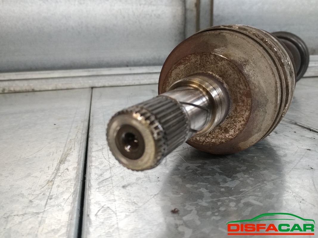 Semiasse usato Opel Astra 2004, codice Z17DTH – foto 5 di 5