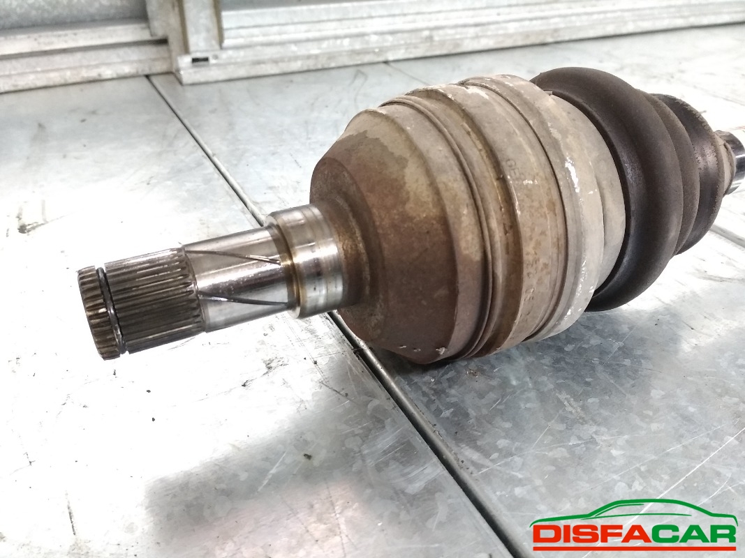 Semiasse usato Opel Astra 2004, codice Z17DTH – foto 3 di 5