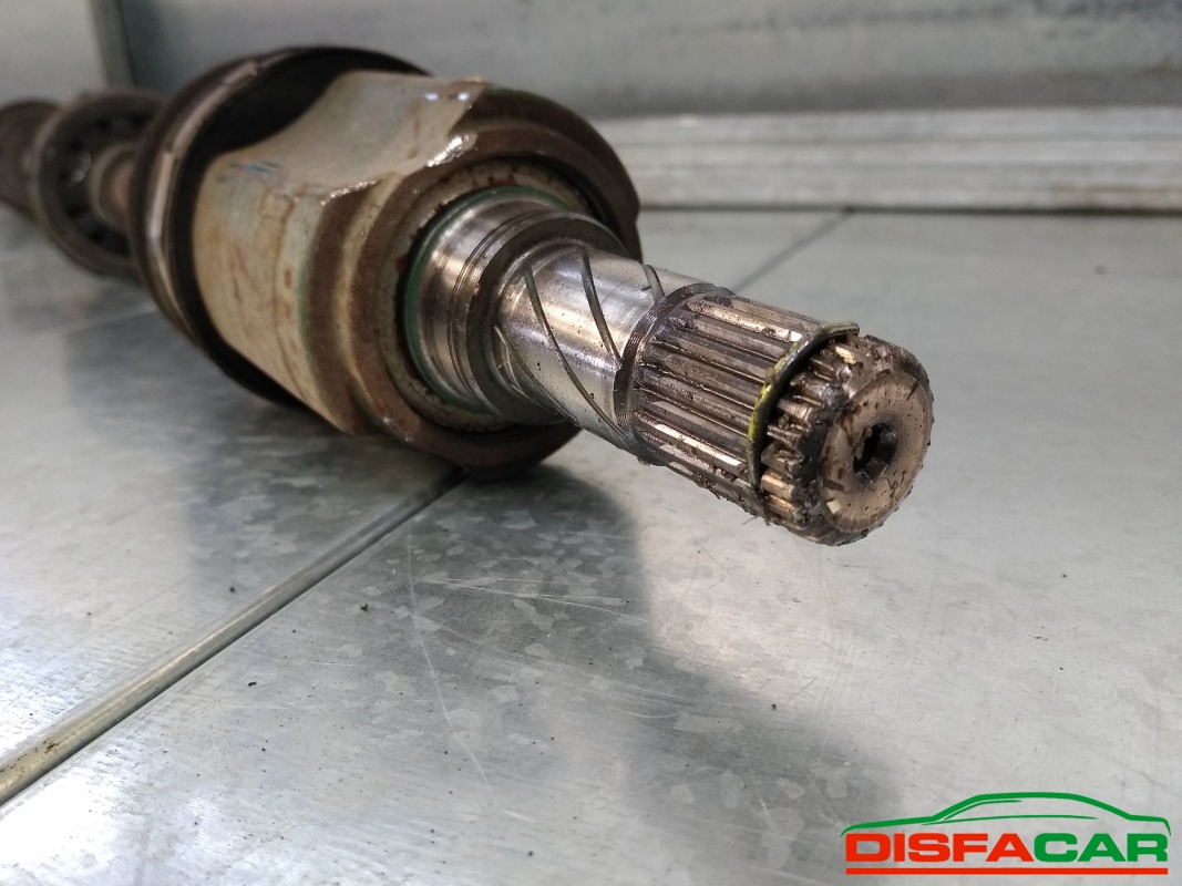 Semiasse usato Mazda Demio 1998, codice B3 – foto 4 di 5