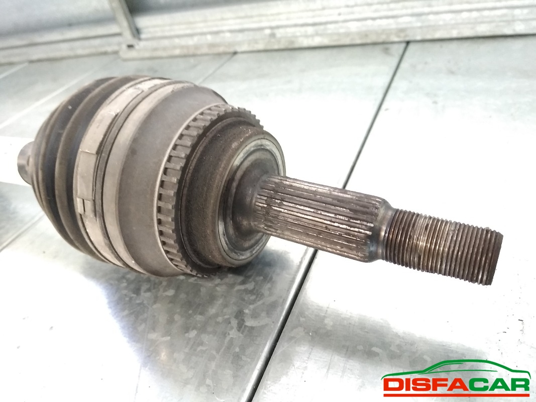 Semiasse usato Toyota Corolla 2002, codice 1CDFTV – foto 2 di 5