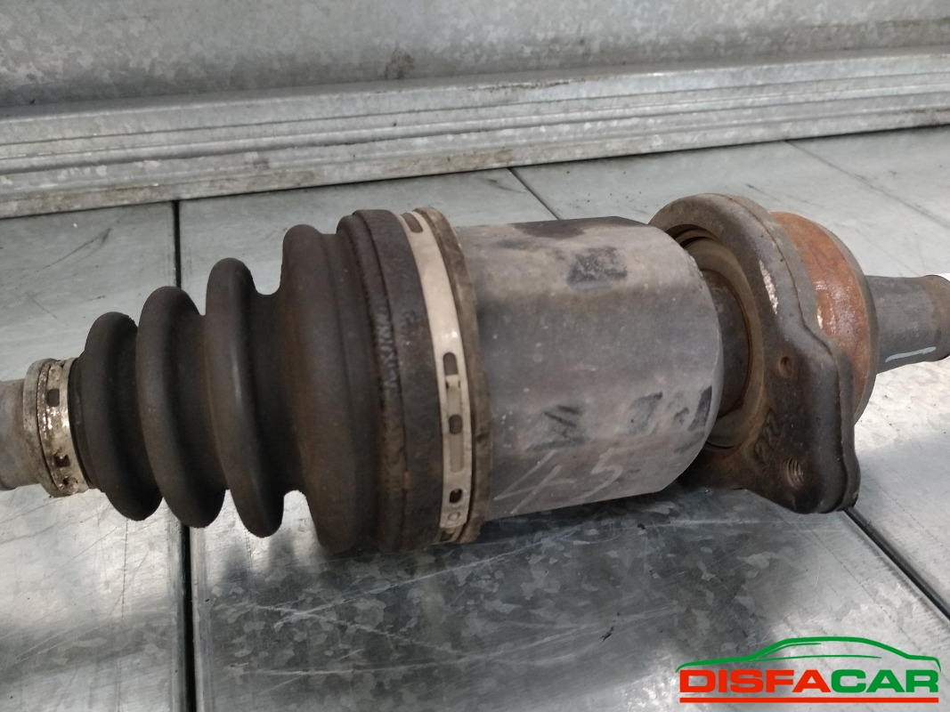 Semiasse usato Toyota Corolla 2002, codice 1CDFTV – foto 3 di 6