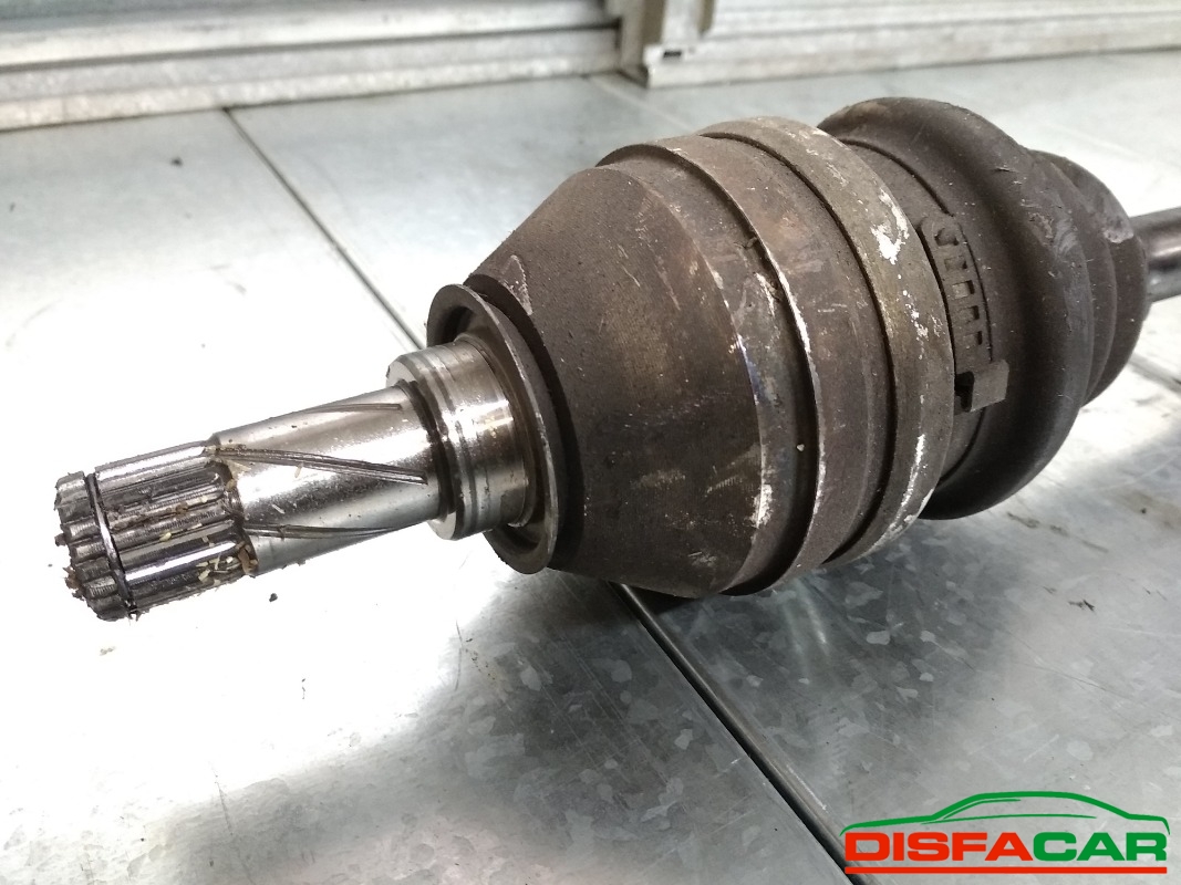 Semiasse usato Opel Astra 1998, codice Z17DTL – foto 3 di 5