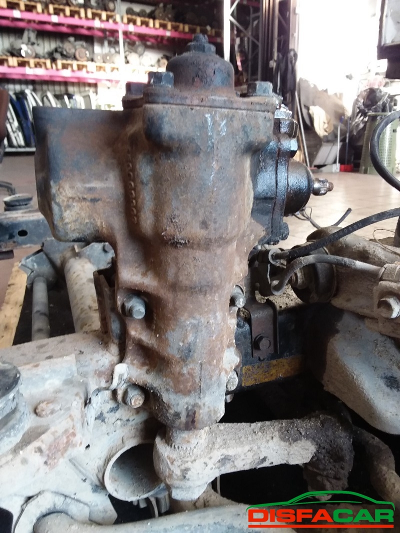 Assale anteriore con differenziale 4x4 usato Mitsubishi Pajero 1991, codice 4D56 – foto 10 di 14