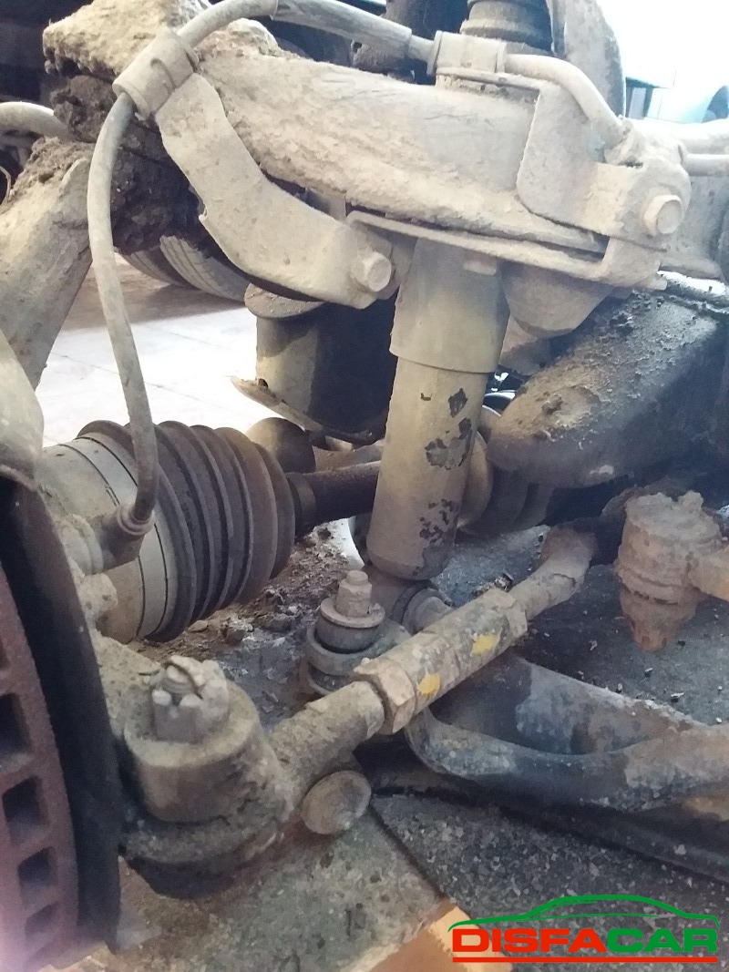 Assale anteriore con differenziale 4x4 usato Mitsubishi Pajero 1991, codice 4D56 – foto 7 di 14