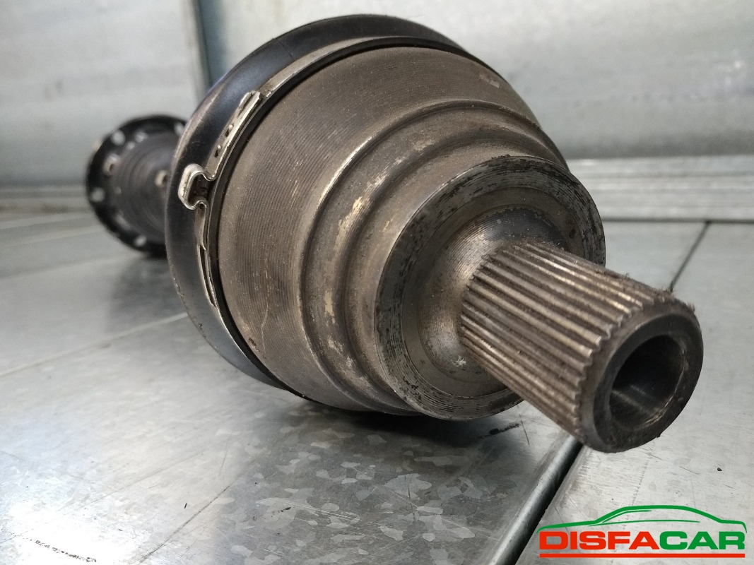 Semiasse usato Volkswagen Golf 5 serie 2003, codice BKD – foto 4 di 5